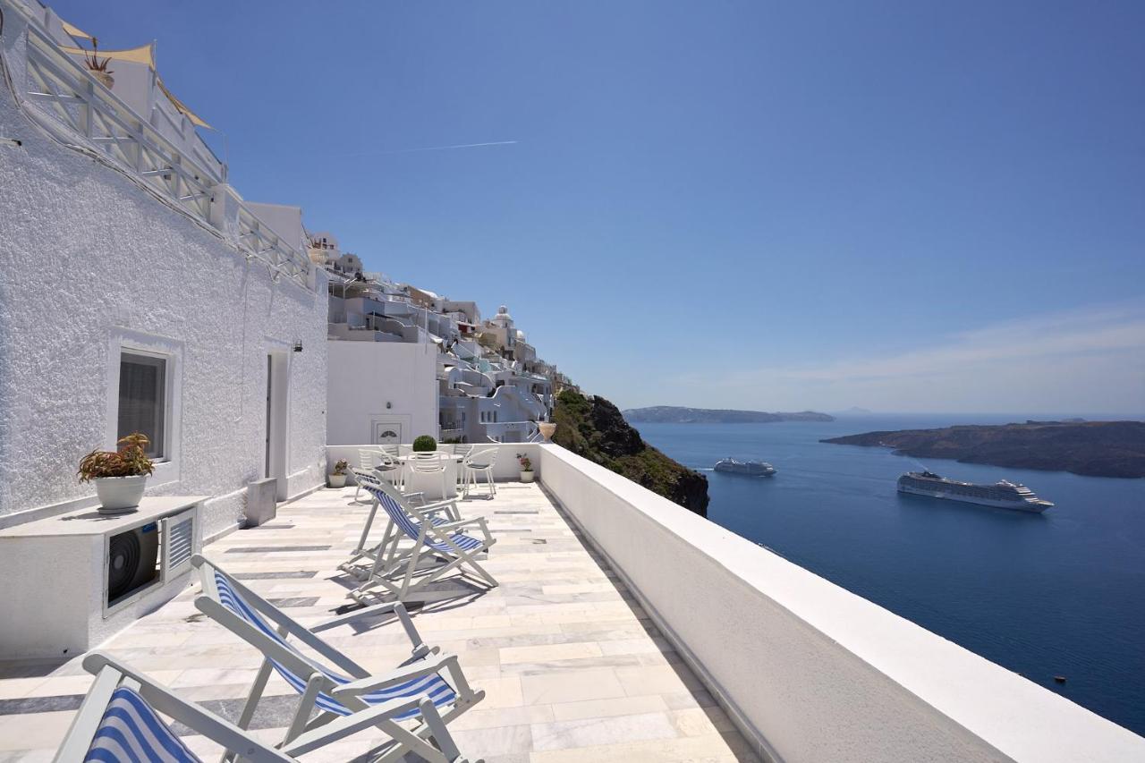 Amphitheater Cave Houses Fira  Exteriör bild