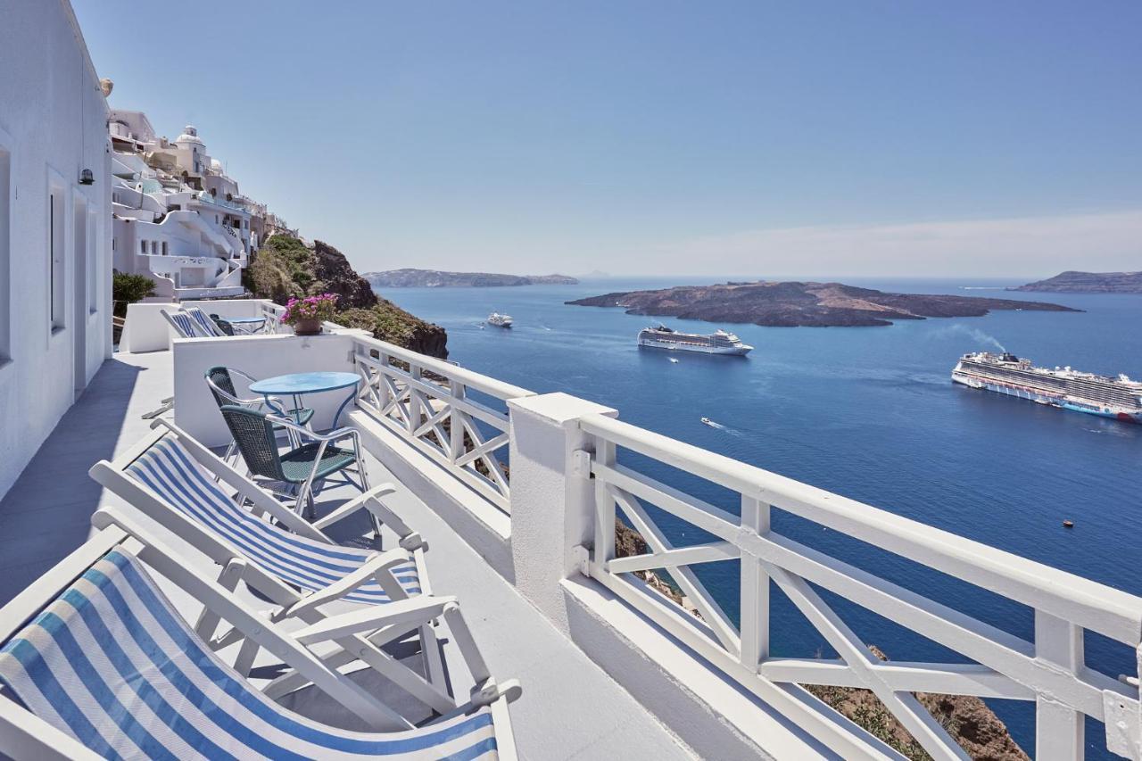 Amphitheater Cave Houses Fira  Exteriör bild